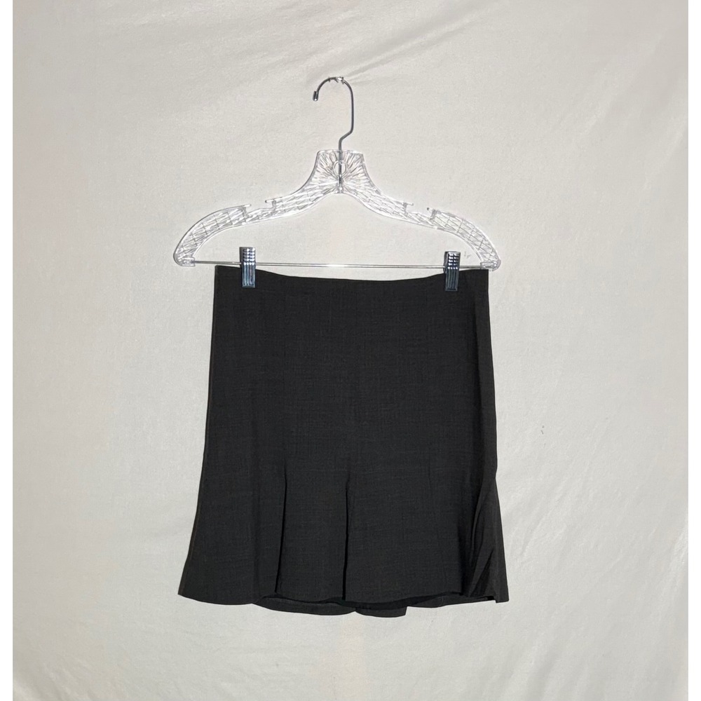 Express Curvy Gray Wool Blend Pleated Kick Flare Mini Skirt Size 2 EUC